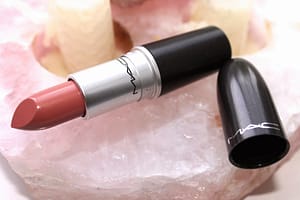 MAC Cremesheen Lipstick in Modesty